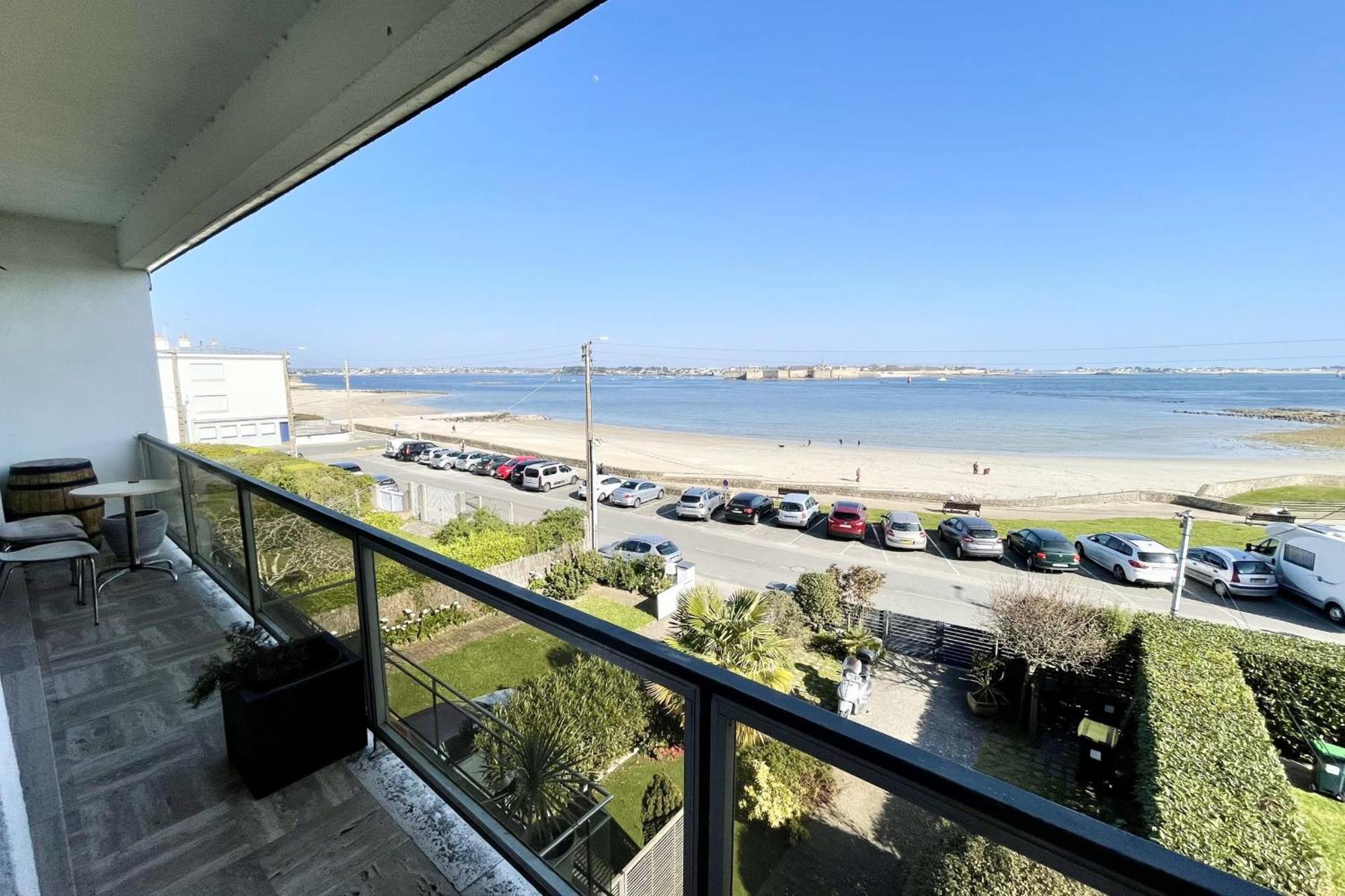 Luxury T3 Standing 2 - Vue Mer Exceptionnelle 180 Larmor-Plage Luaran gambar